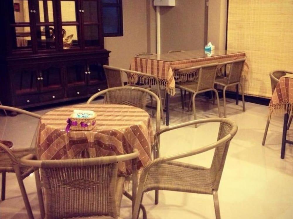 פרה נאקון סי איוטאיה The Old Palace Resort Klong Sa Bua מראה חיצוני תמונה