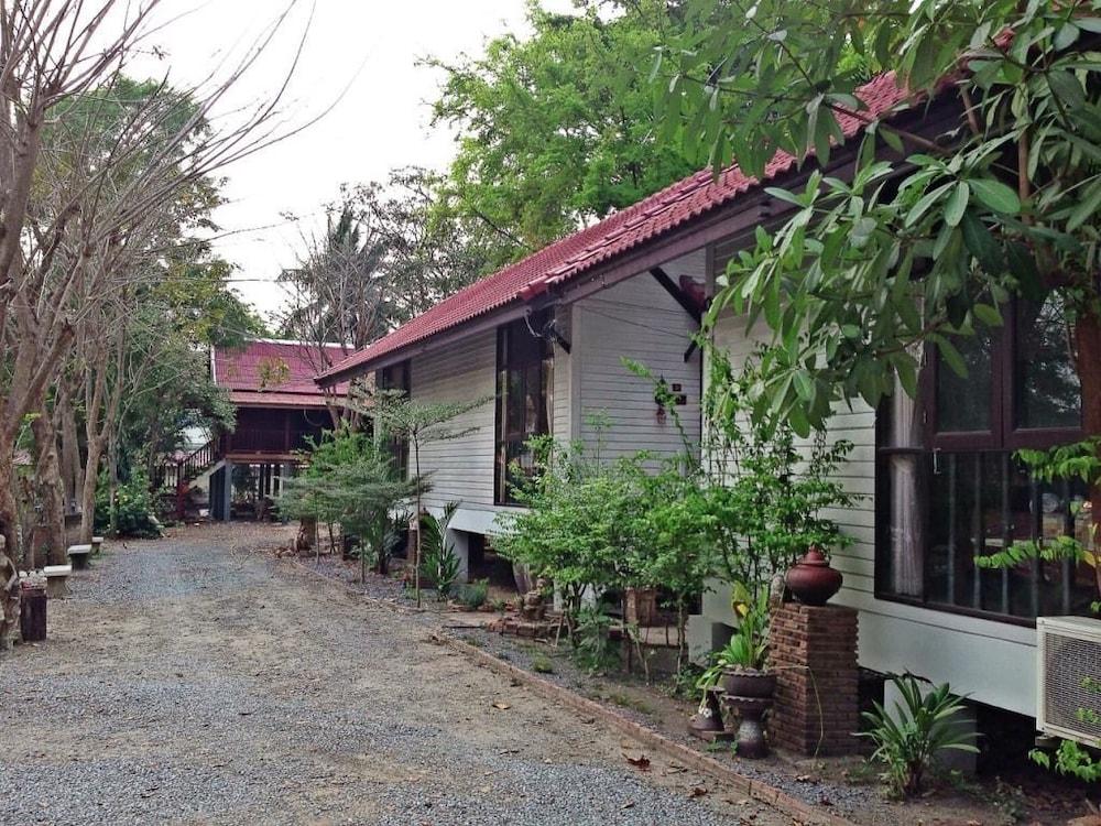 פרה נאקון סי איוטאיה The Old Palace Resort Klong Sa Bua מראה חיצוני תמונה
